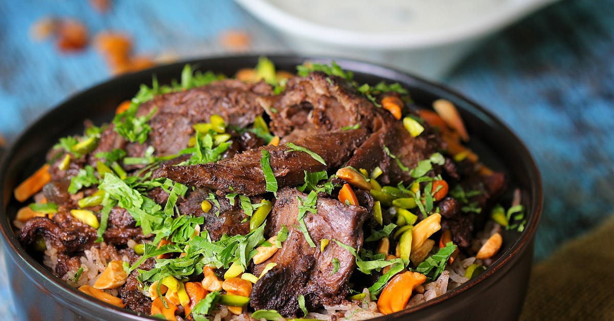 découvrez notre recette de sauce au yaourt, idéale pour accompagner vos plats préférés. préparez une sauce onctueuse et savoureuse, parfaite pour les salades, les viandes grillées ou en dip pour vos apéritifs. facile à réaliser, elle ajoutera une touche de fraîcheur à vos repas.